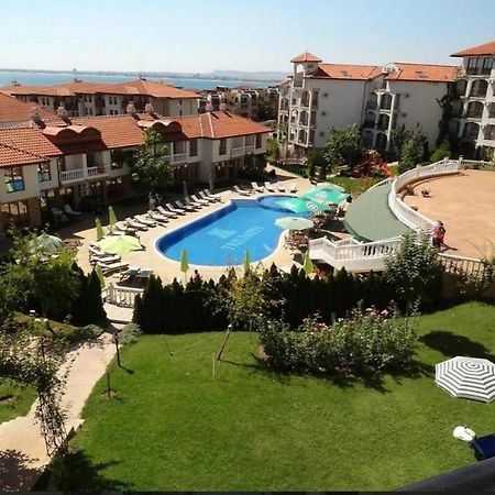 Triumph Holiday Village Sveti Vlas Ngoại thất bức ảnh