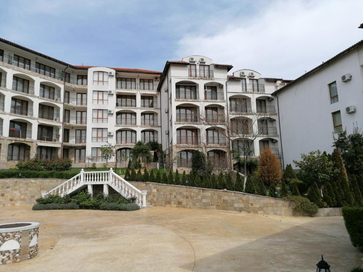 Triumph Holiday Village Sveti Vlas Ngoại thất bức ảnh
