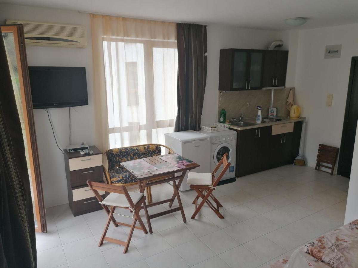 Triumph Holiday Village Sveti Vlas Ngoại thất bức ảnh