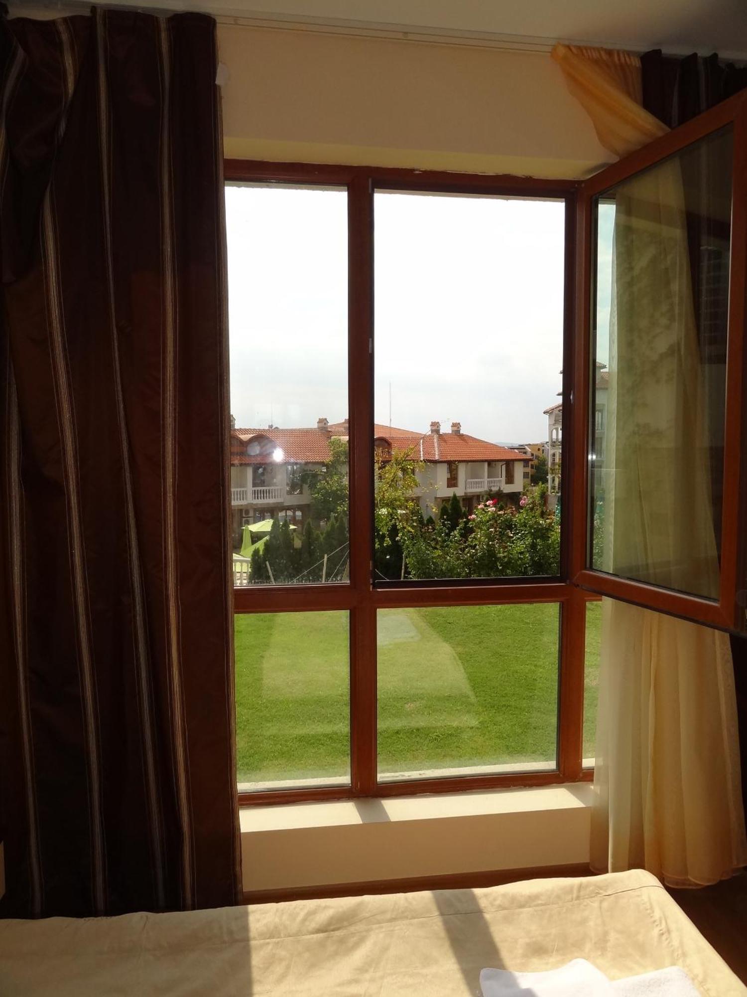Triumph Holiday Village Sveti Vlas Phòng bức ảnh