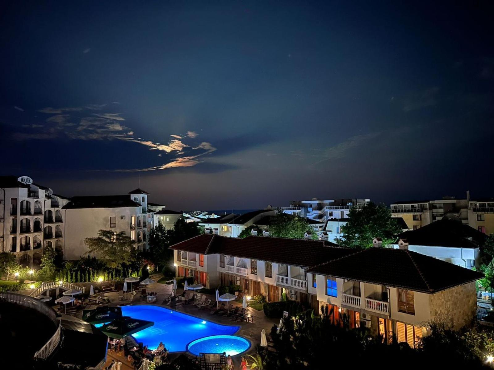 Triumph Holiday Village Sveti Vlas Ngoại thất bức ảnh