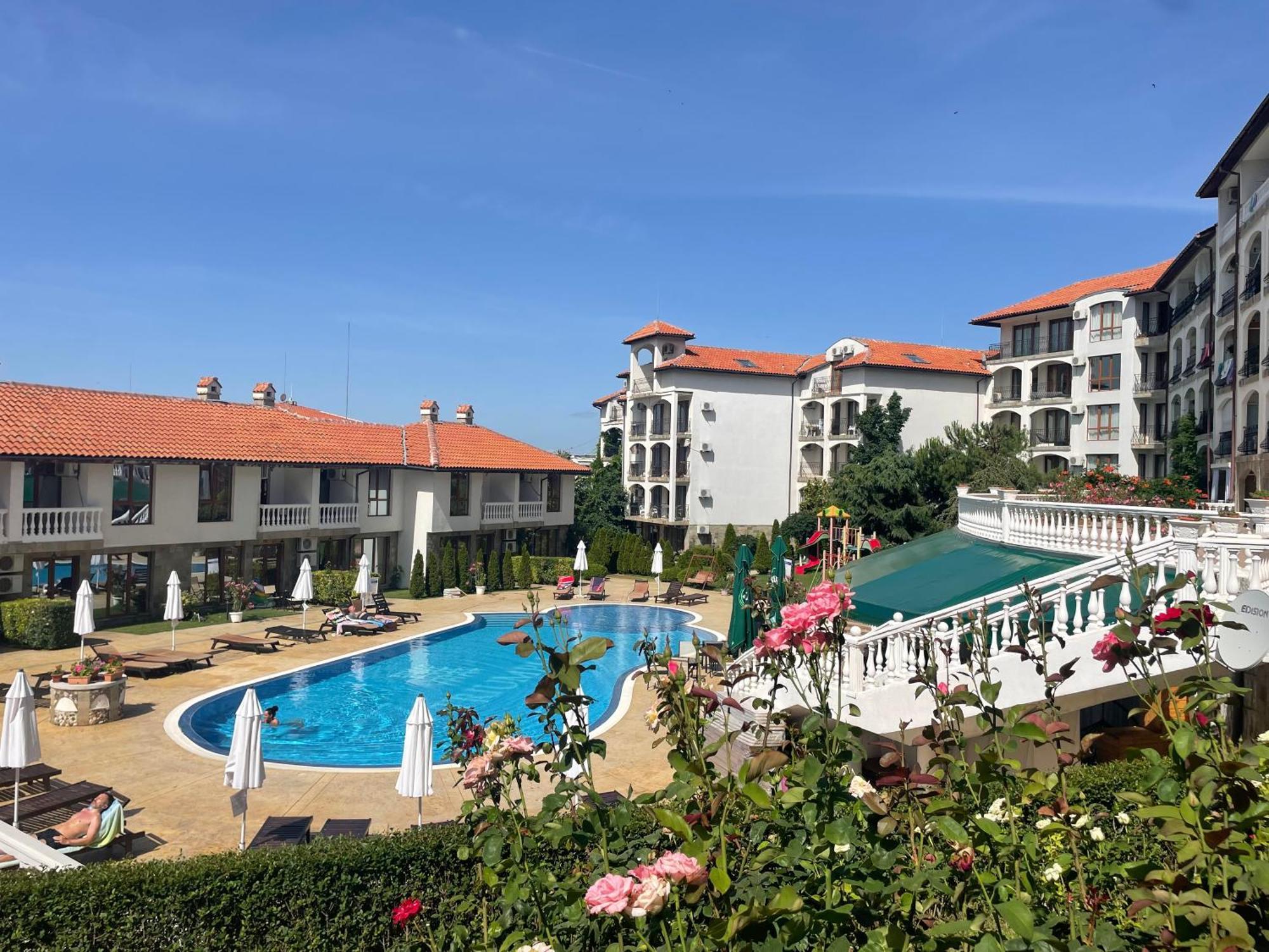 Triumph Holiday Village Sveti Vlas Ngoại thất bức ảnh