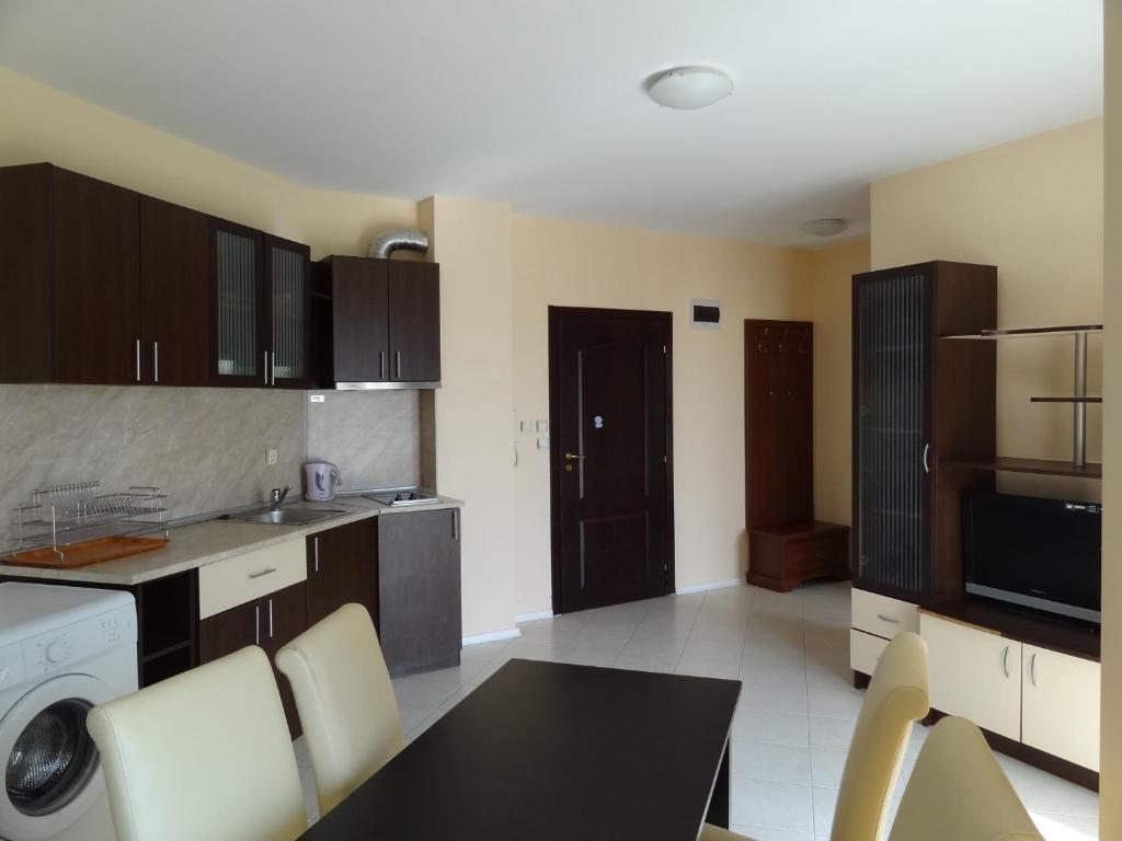 Triumph Holiday Village Sveti Vlas Ngoại thất bức ảnh