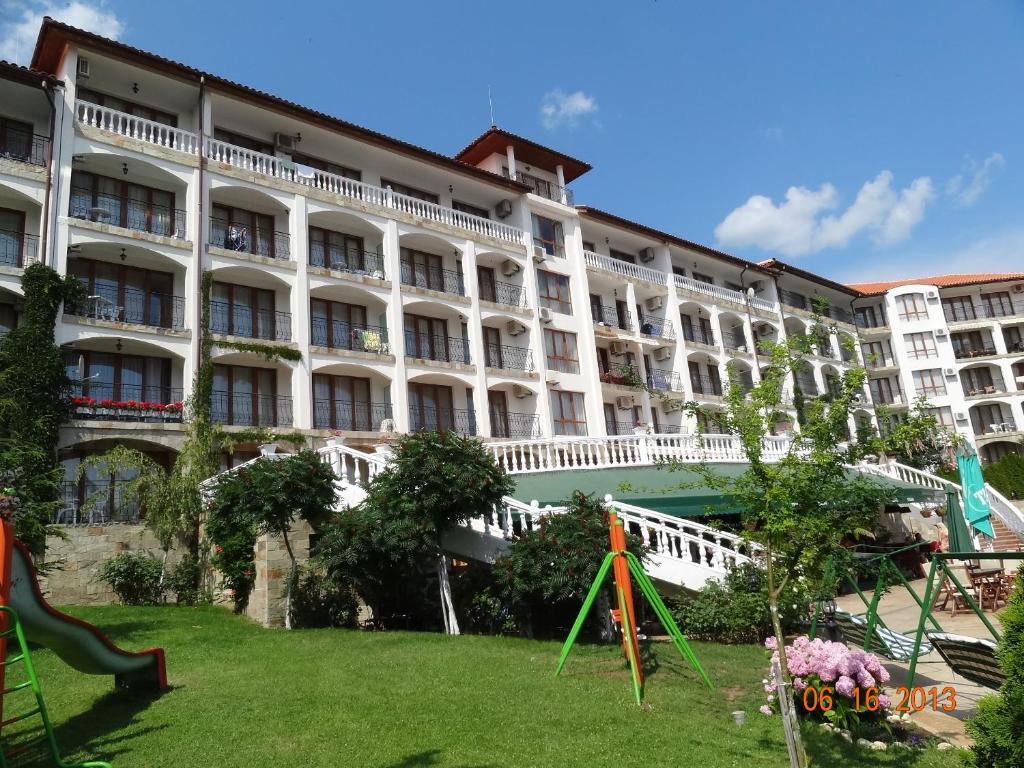 Triumph Holiday Village Sveti Vlas Ngoại thất bức ảnh